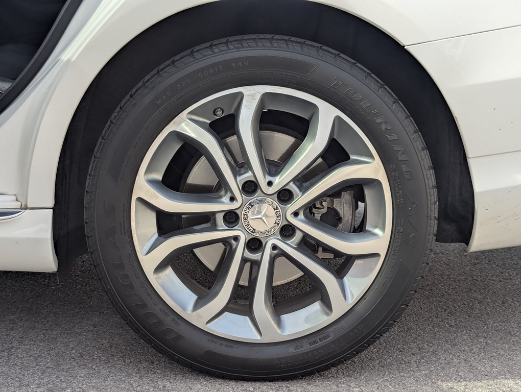 2015 Mercedes-Benz C-Class Image 10