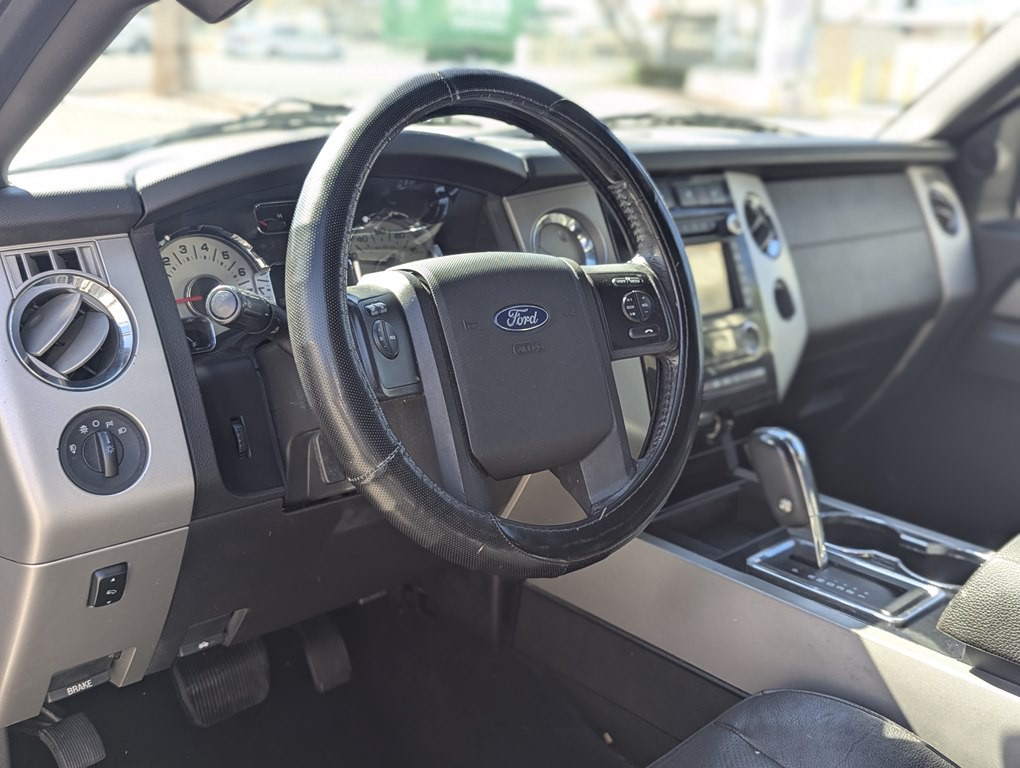 2011 Ford Expedition Image 7