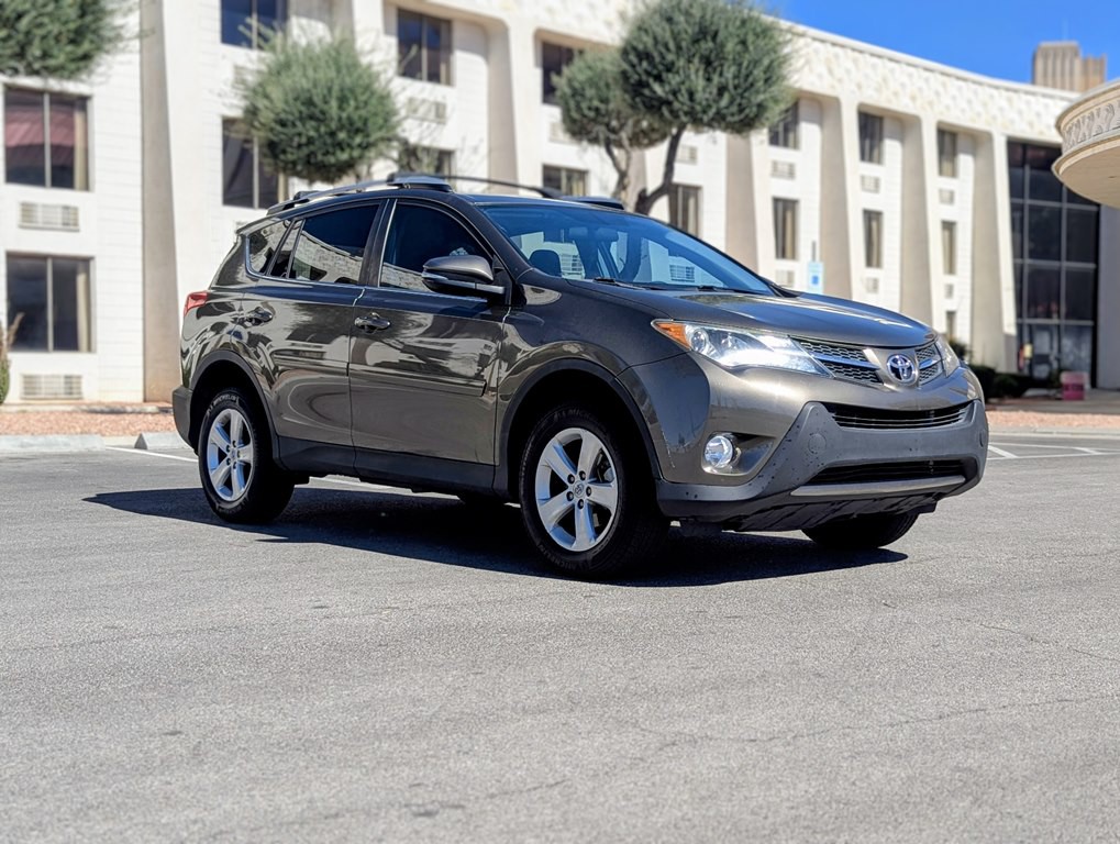2013 Toyota Rav4 Image 2