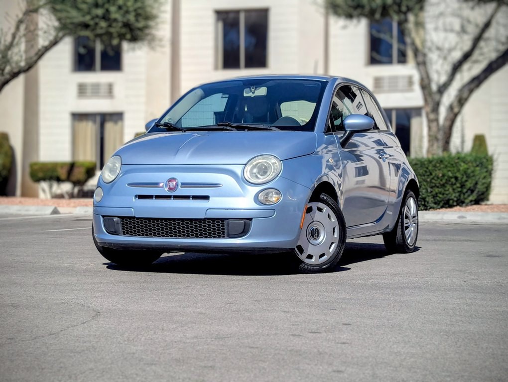 2013 FIAT 500 Image 1