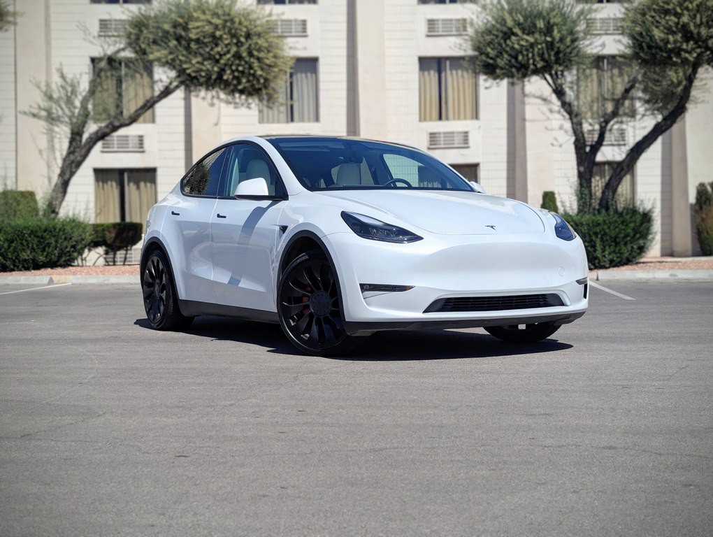 2022 Tesla Model Y Image 1