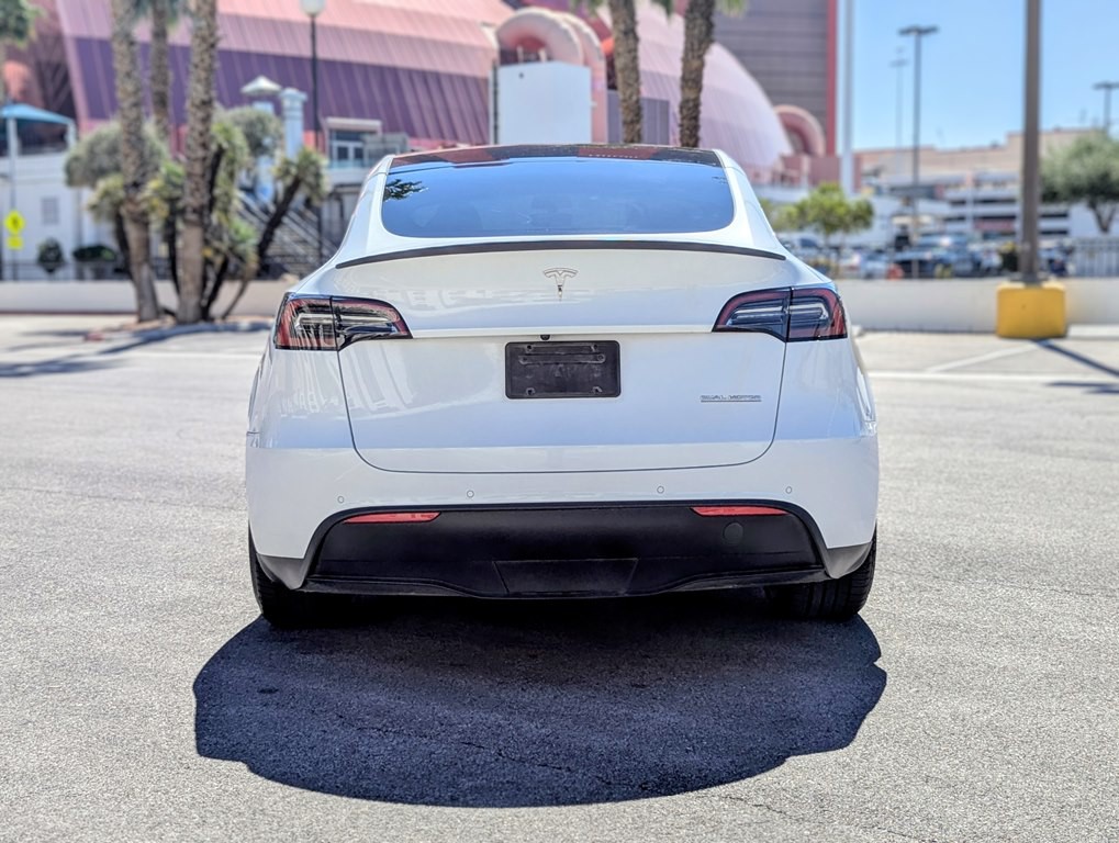 2022 Tesla Model Y Image 5