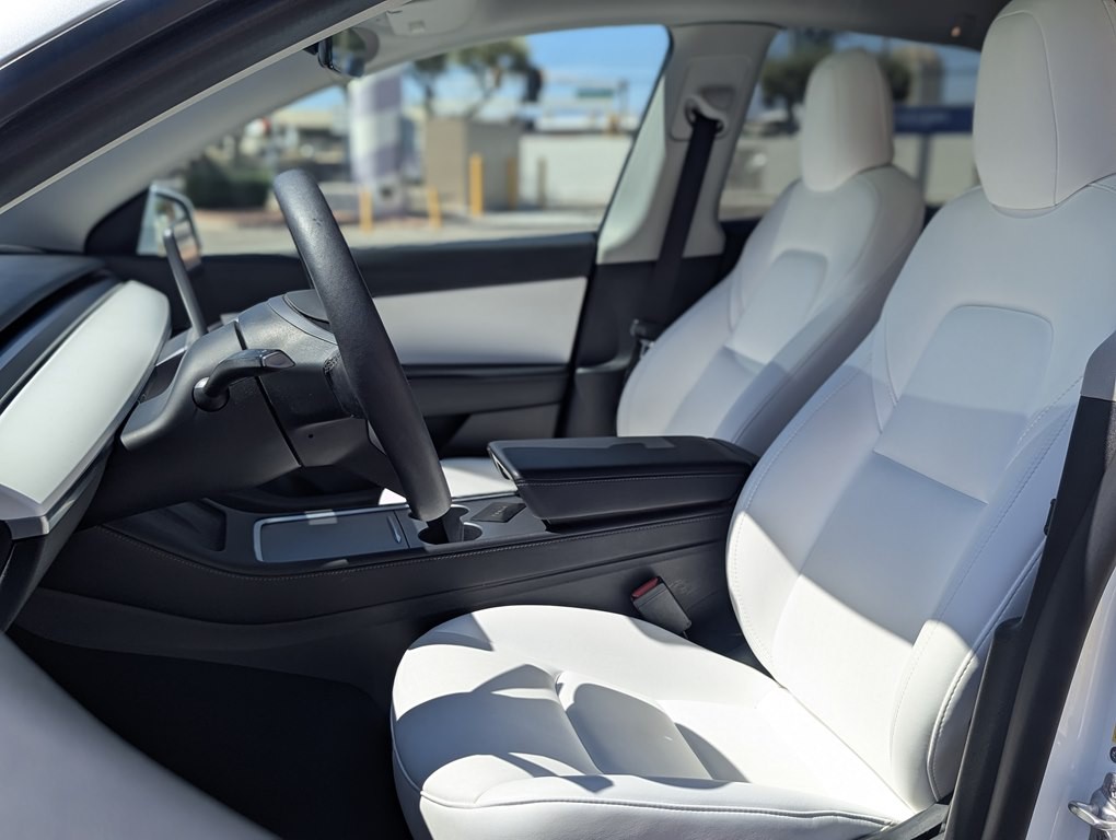 2022 Tesla Model Y Image 7