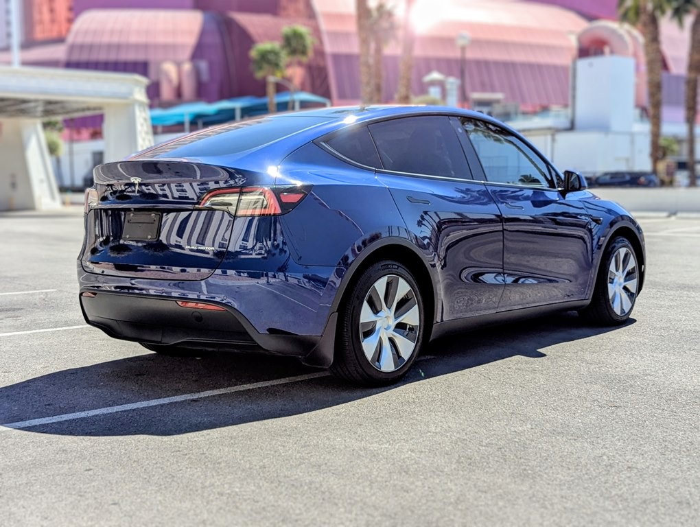 2020 Tesla Model Y Image 3