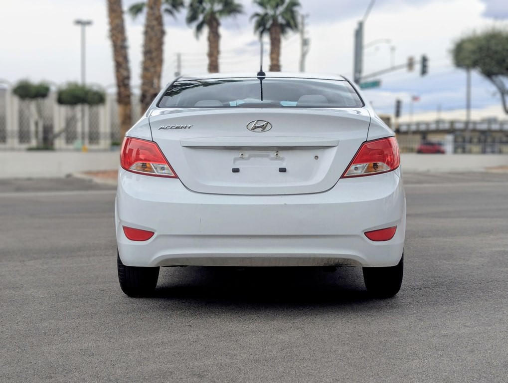 2016 Hyundai Accent Image 6