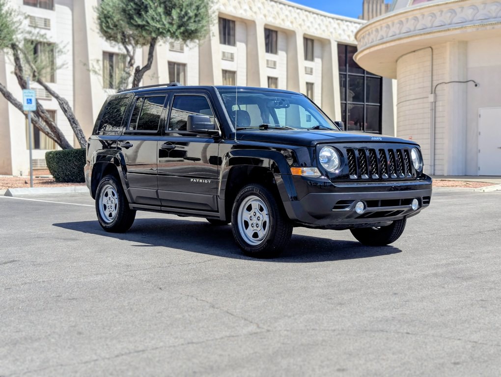 2017 Jeep Patriot Image 12