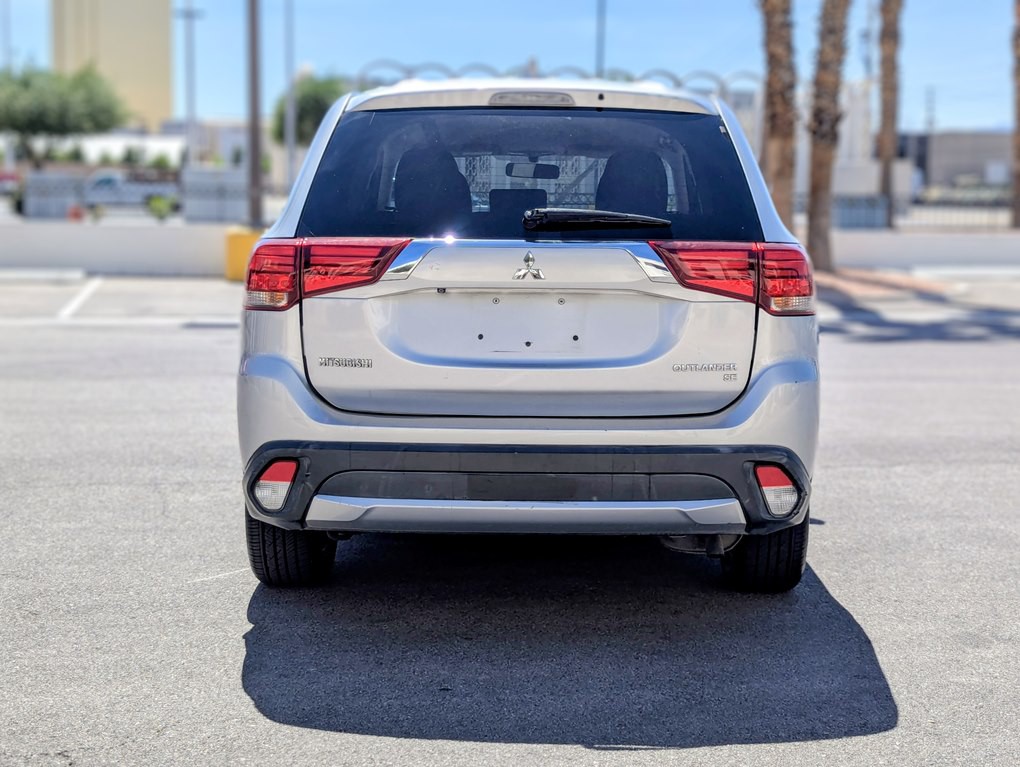 2018 Mitsubishi Outlander Image 6