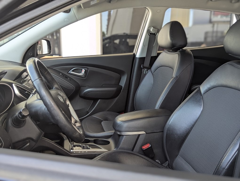 2013 Hyundai Tucson Image 8