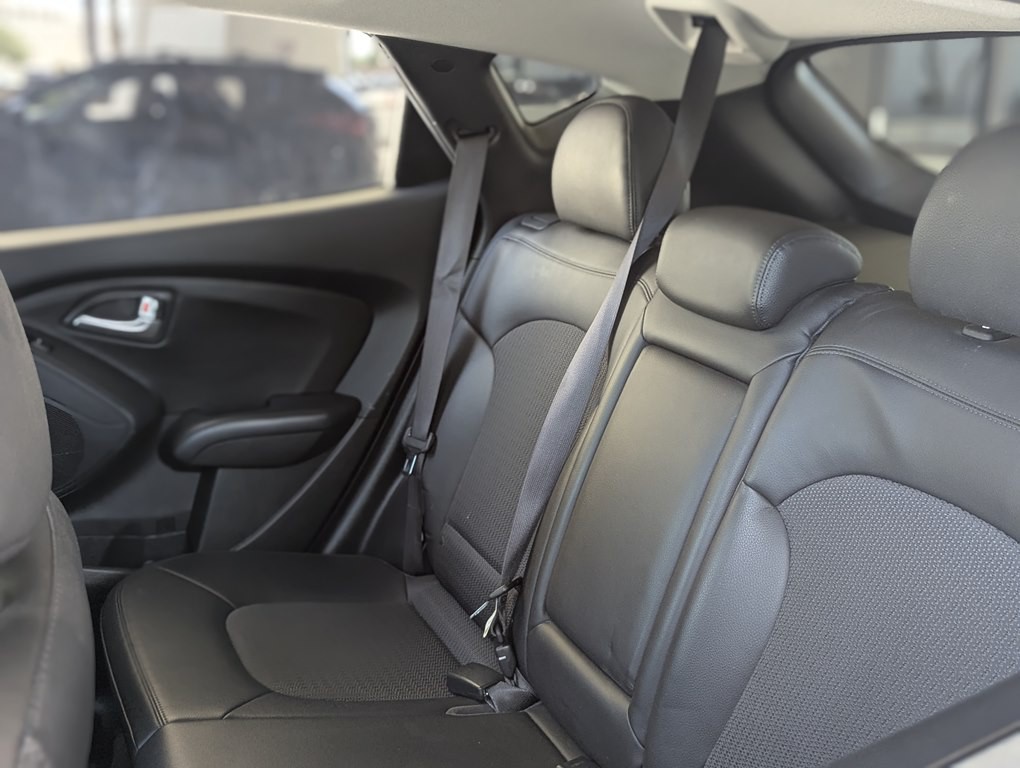 2013 Hyundai Tucson Image 9