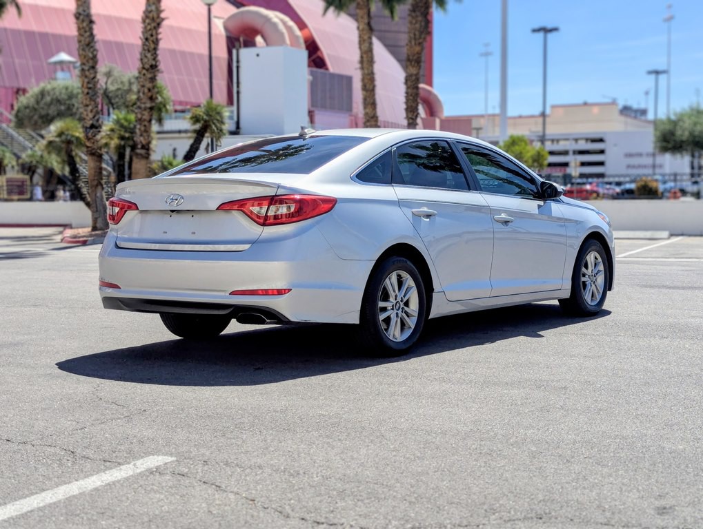2017 Hyundai Sonata Image 4