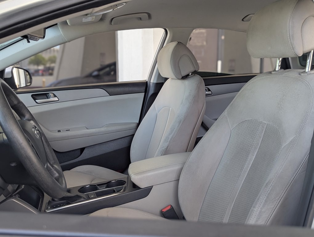 2017 Hyundai Sonata Image 8