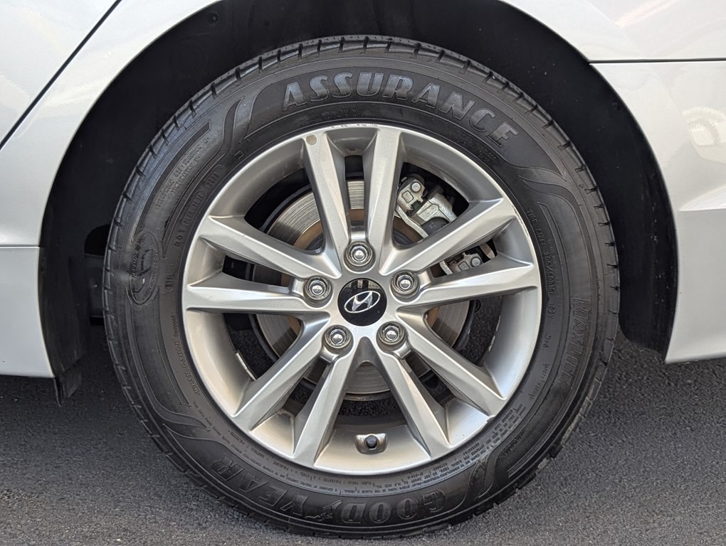 2017 Hyundai Sonata Image 10
