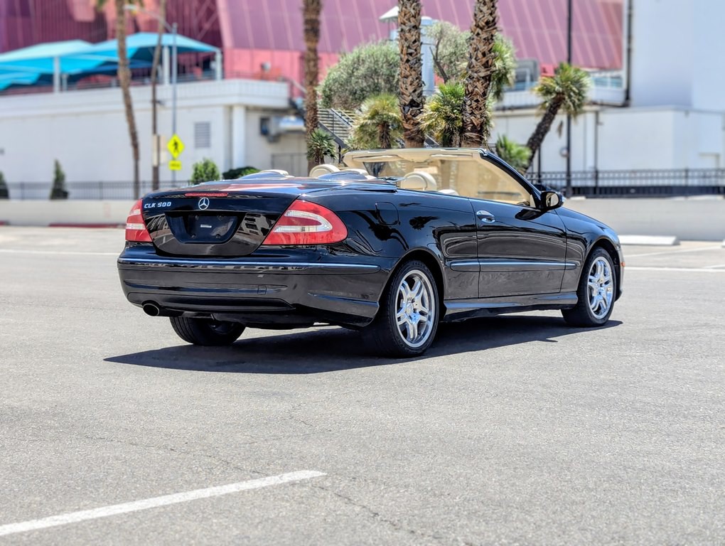 2004 Mercedes-Benz CLK-Class Image 4