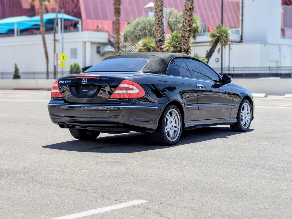 2004 Mercedes-Benz CLK-Class Image 5