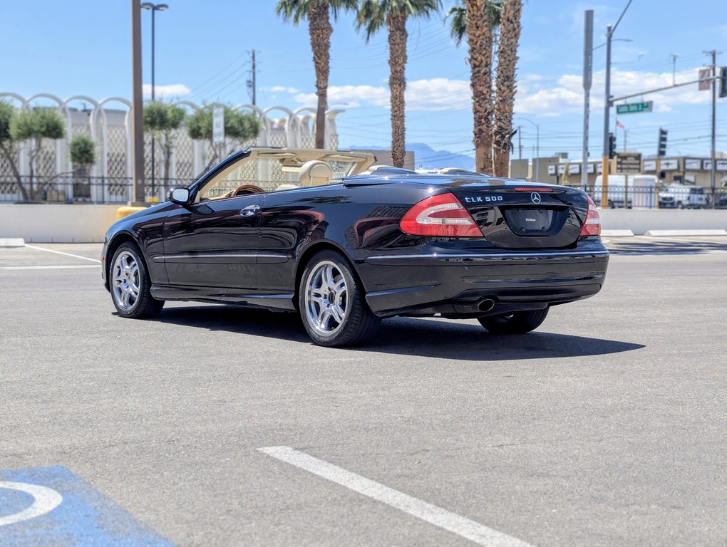 2004 Mercedes-Benz CLK-Class Image 6