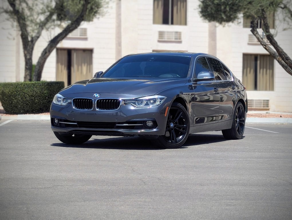 2018 BMW 3 Series Image 1