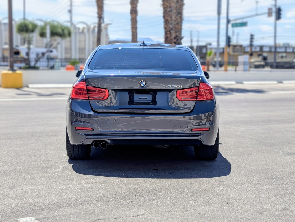 2018 BMW 3 Series Image 6