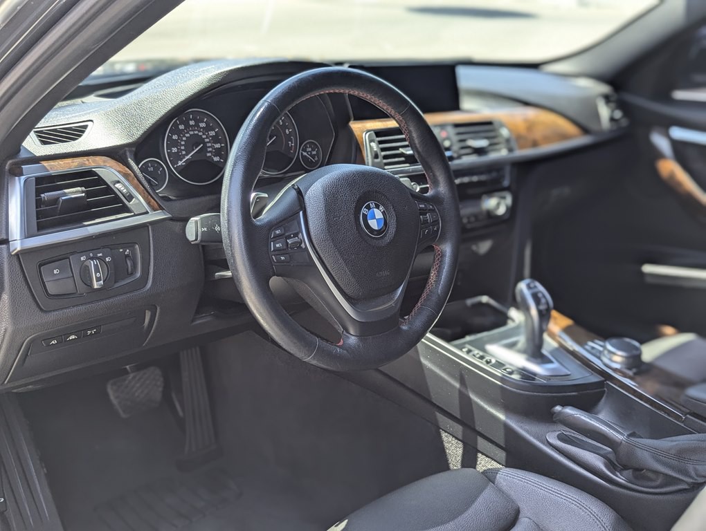 2018 BMW 3 Series Image 7