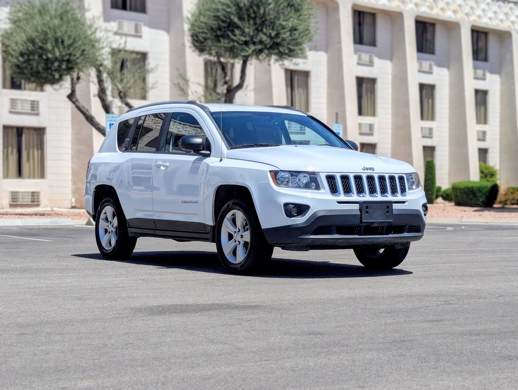 2016 Jeep Compass Image 2