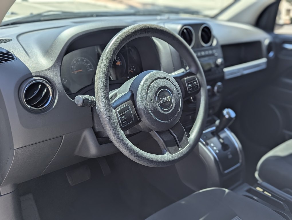 2016 Jeep Compass Image 7