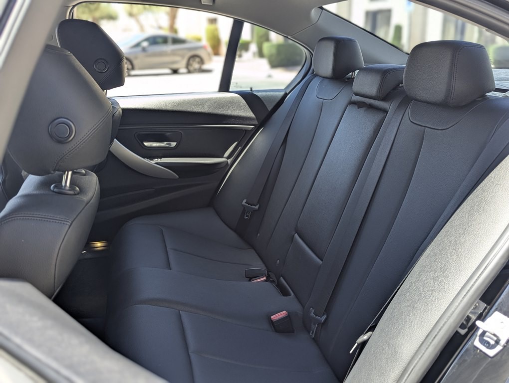 2016 BMW 3 Series Image 8