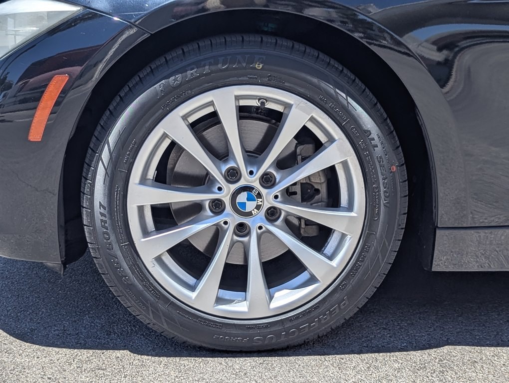 2016 BMW 3 Series Image 9