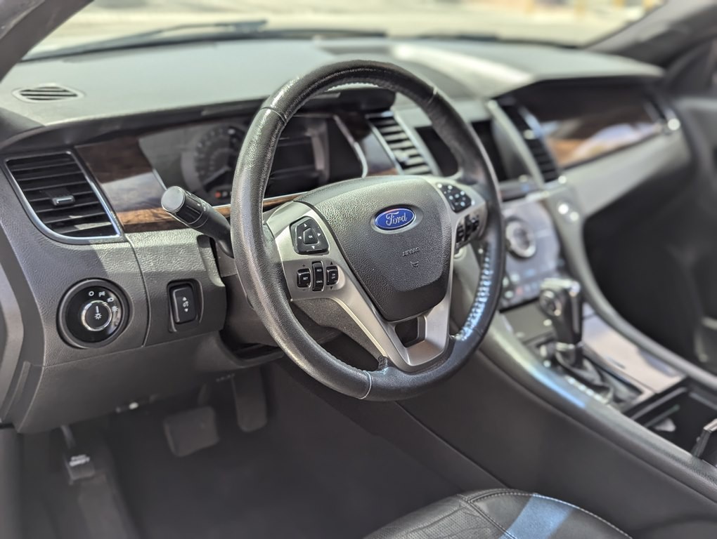 2019 Ford Taurus Image 7