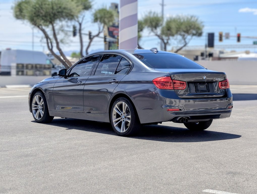 2016 BMW 3 Series Image 3