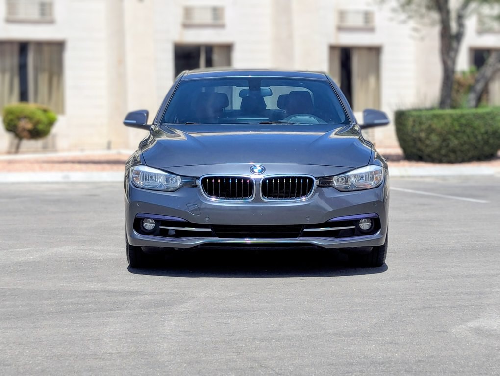 2016 BMW 3 Series Image 5