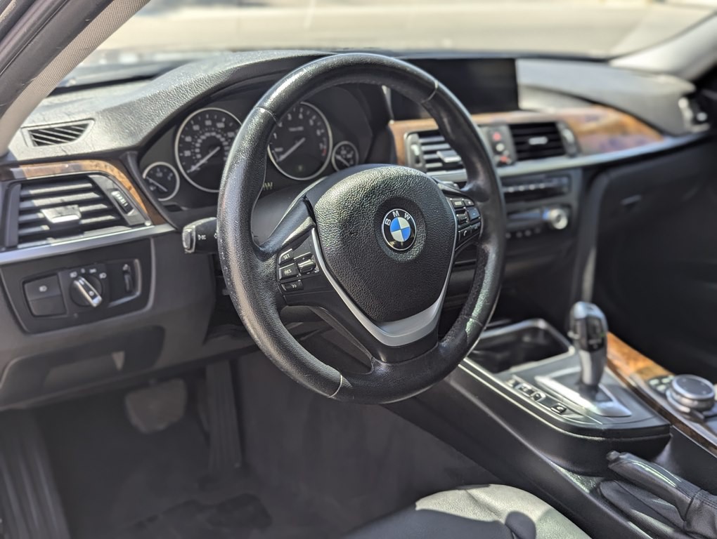 2015 BMW 3 Series Image 7