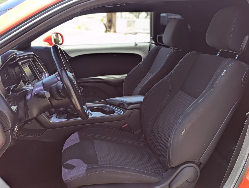 2018 Dodge Challenger Image 8