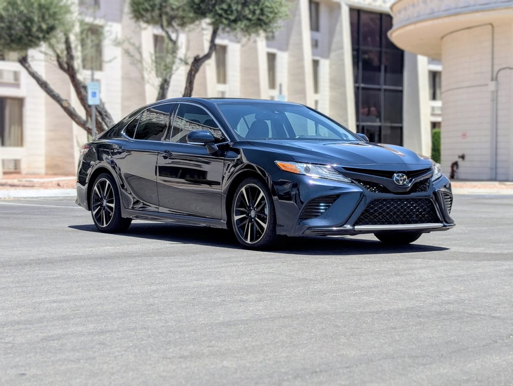 2020 Toyota Camry Image 2