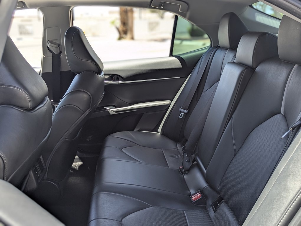 2020 Toyota Camry Image 9