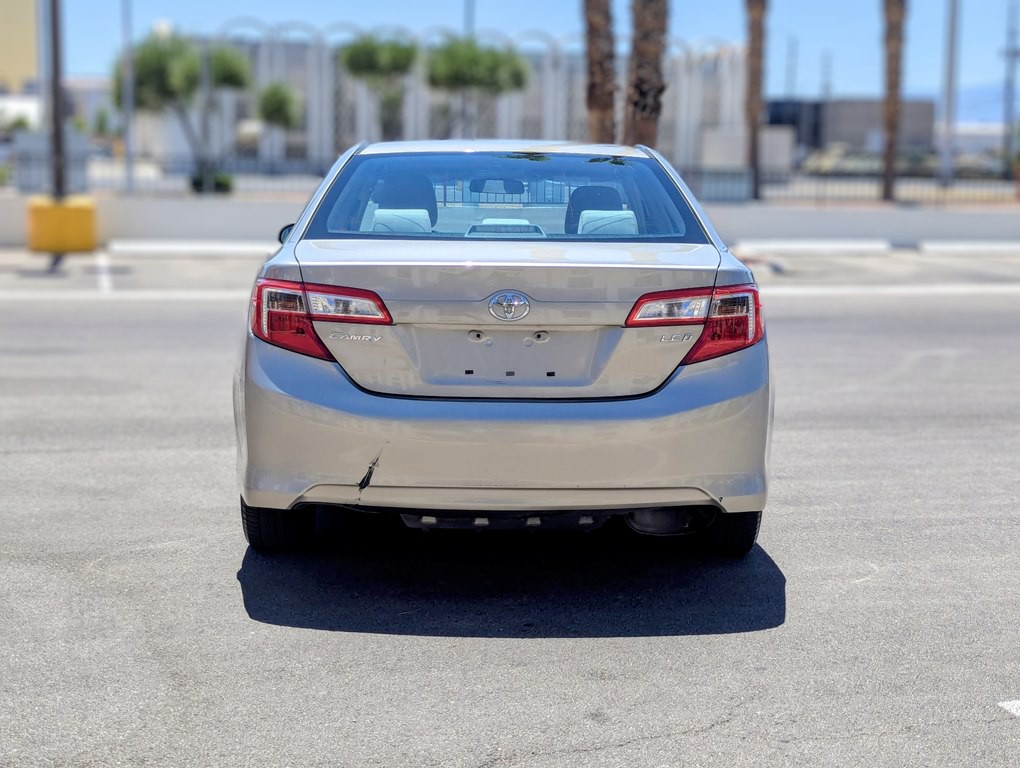 2013 Toyota Camry Image 6