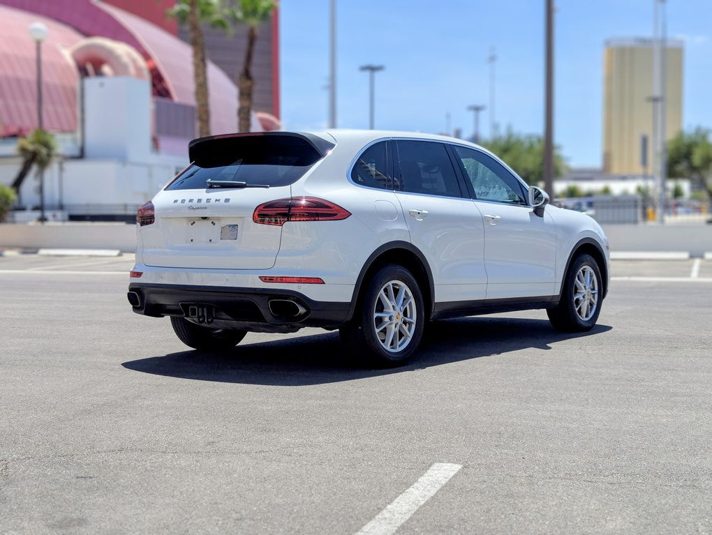 2016 Porsche Cayenne Image 4