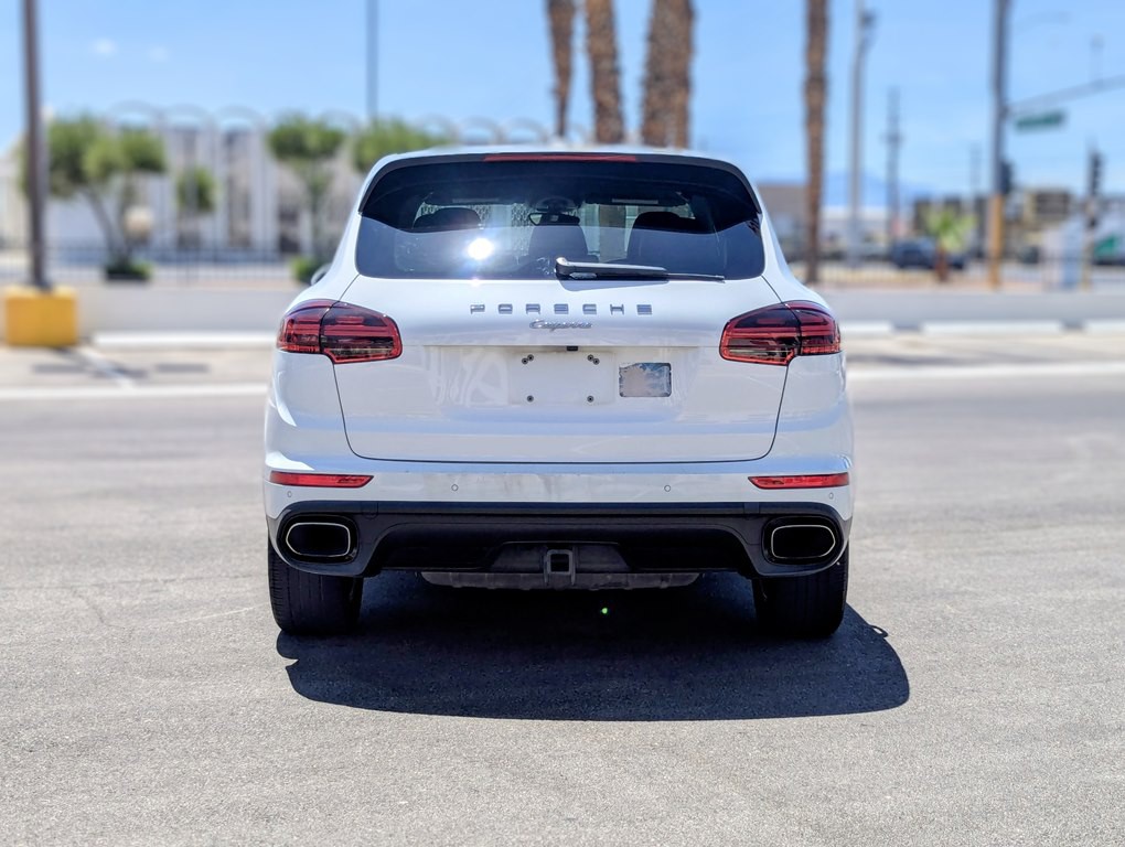 2016 Porsche Cayenne Image 6