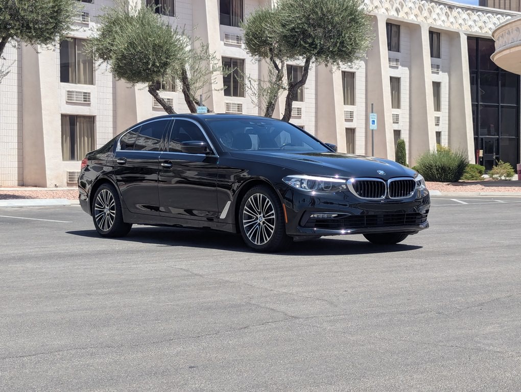 2018 BMW 5 Series Image 2