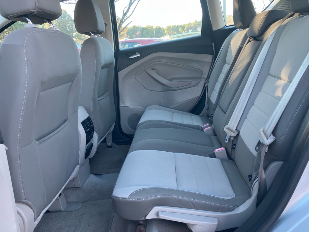 2013 Ford C-Max Image 14