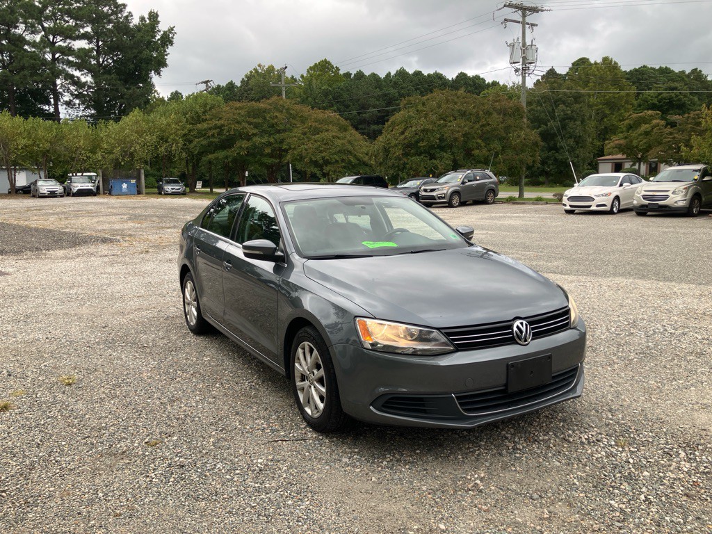 2013 Volkswagen Jetta Image 4