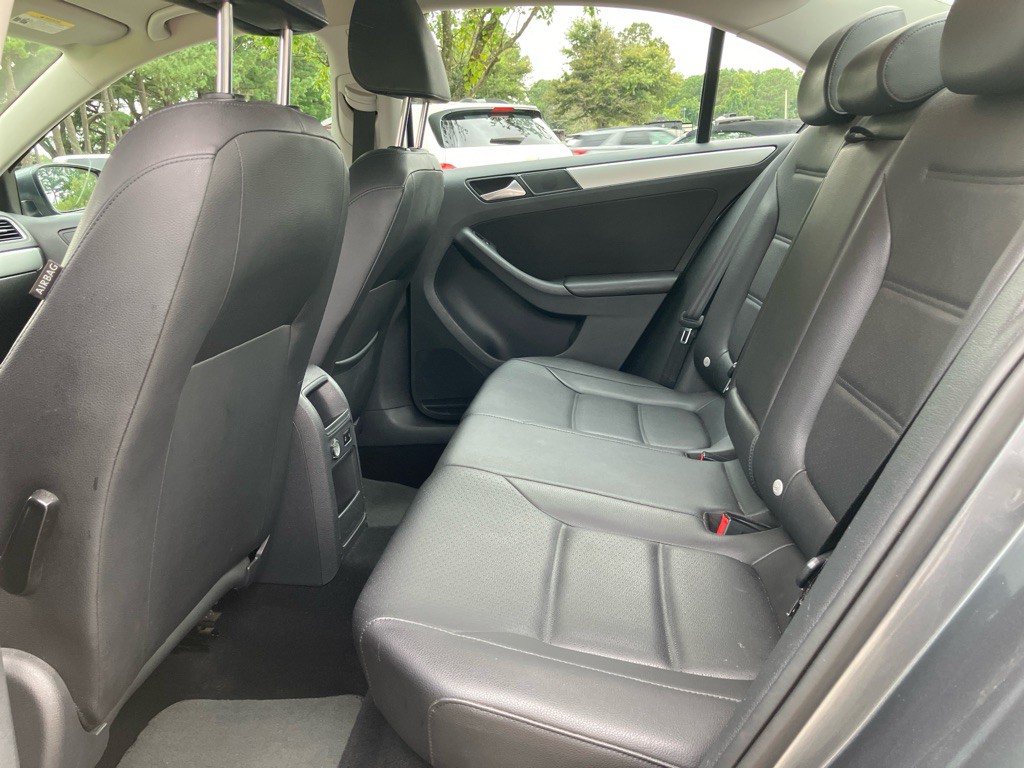 2013 Volkswagen Jetta Image 13