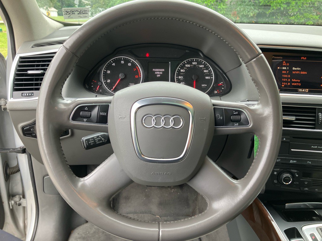 2012 Audi Q5 Image 12