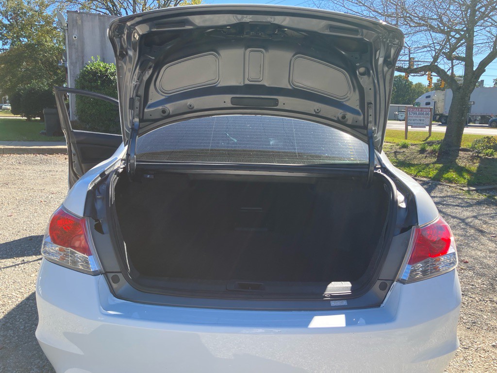 2012 Honda Accord Image 16