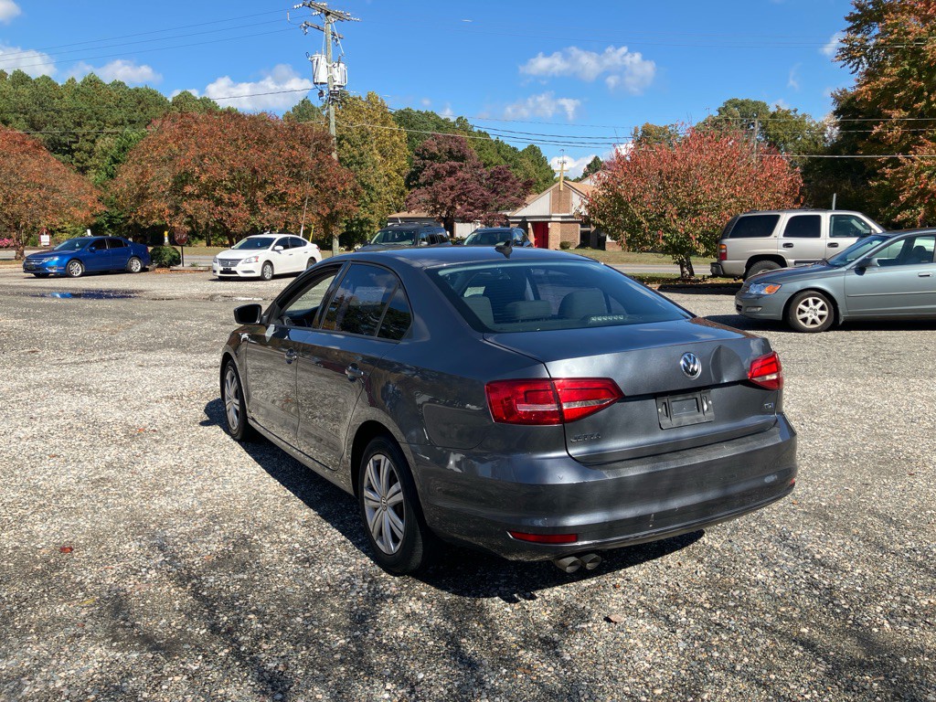 2015 Volkswagen Jetta Image 8