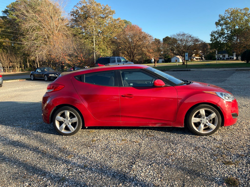 2014 Hyundai Veloster Image 5