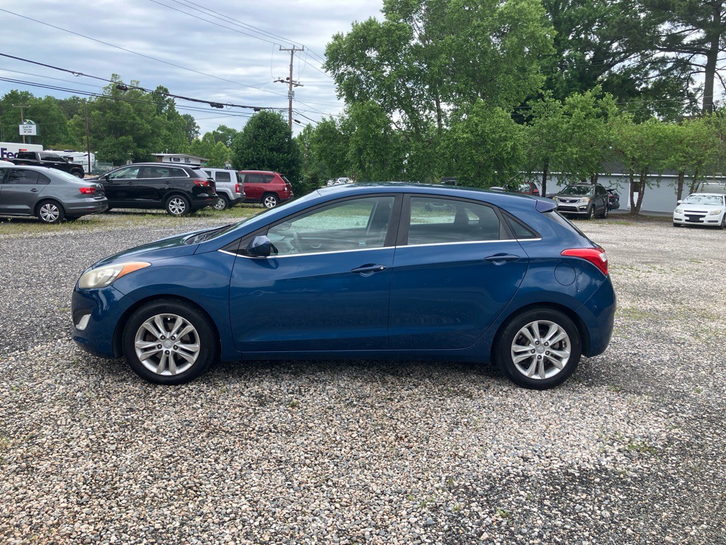 2014 Hyundai Elantra Image 1