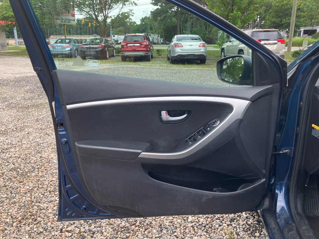 2014 Hyundai Elantra Image 10