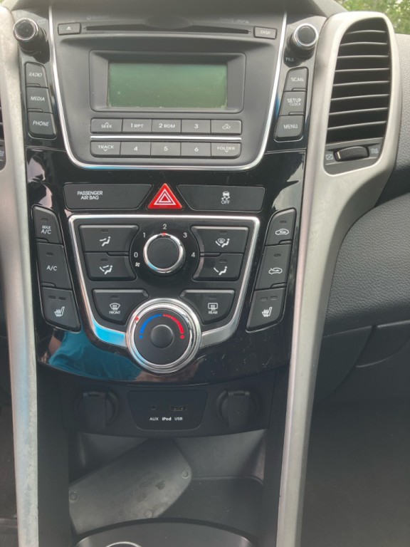 2014 Hyundai Elantra Image 14