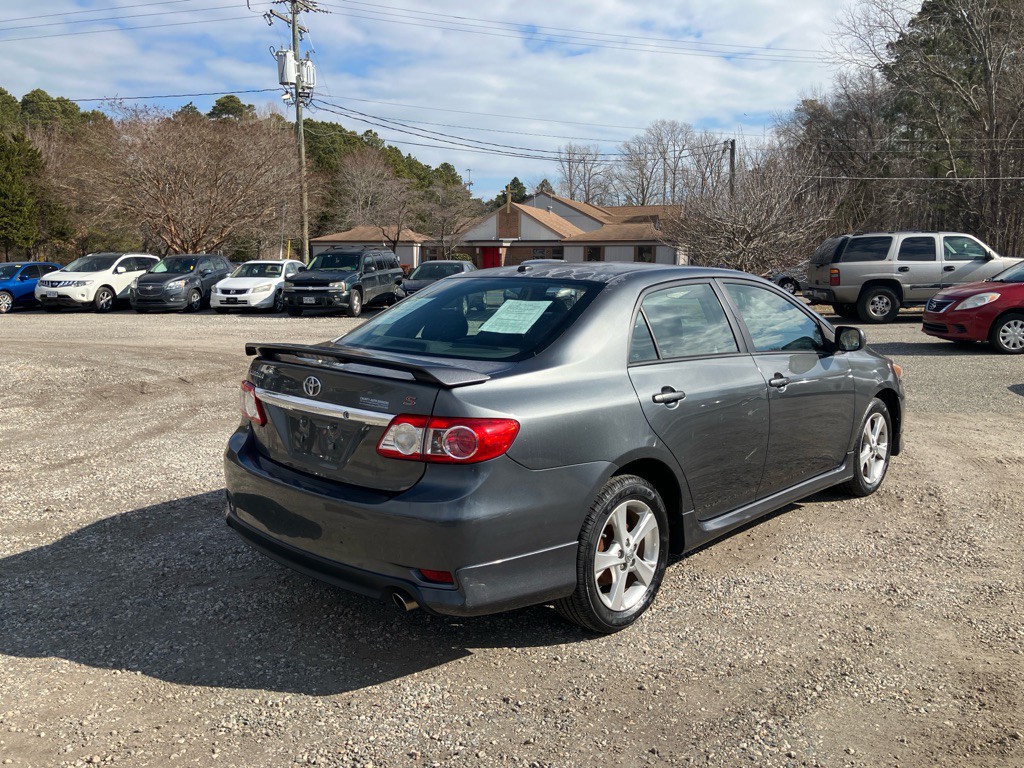 2012 Toyota Corolla Image 6