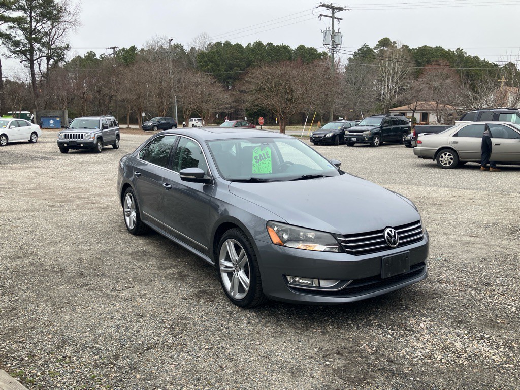 2015 Volkswagen Passat Image 5