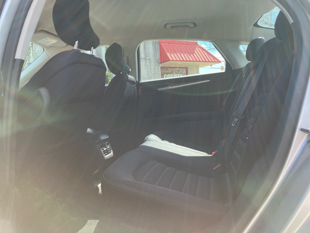 2015 Ford Fusion Image 12